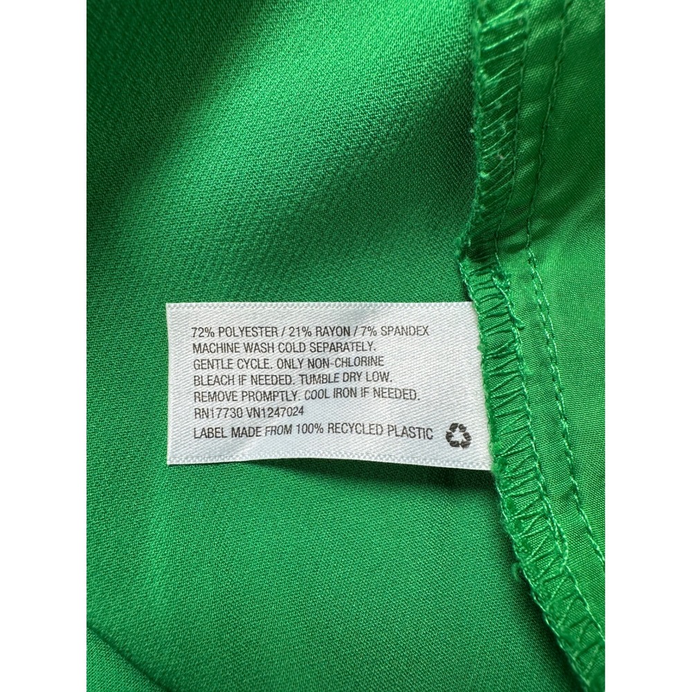 A New Day Green High Rise Pleated Shorts Size 10 Tailored Summer - Picture 8 of 9